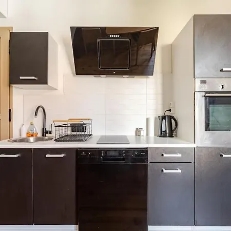 Cannes, 3 Pièces Proche Centre Et Plages